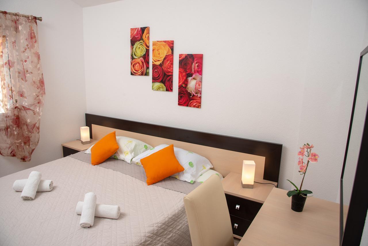 Apartament Ariana Bol