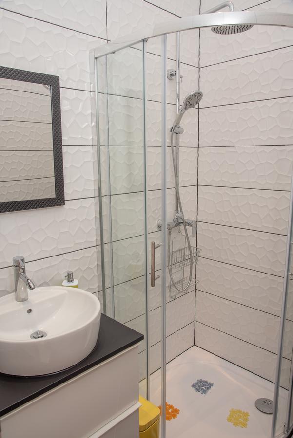 Apartament Ariana *